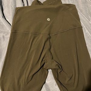 Lululemon Align leggings. 28” length. No pilling!